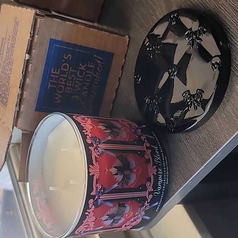 Bath And Body Works Vampire Blood 3 Wick Candle